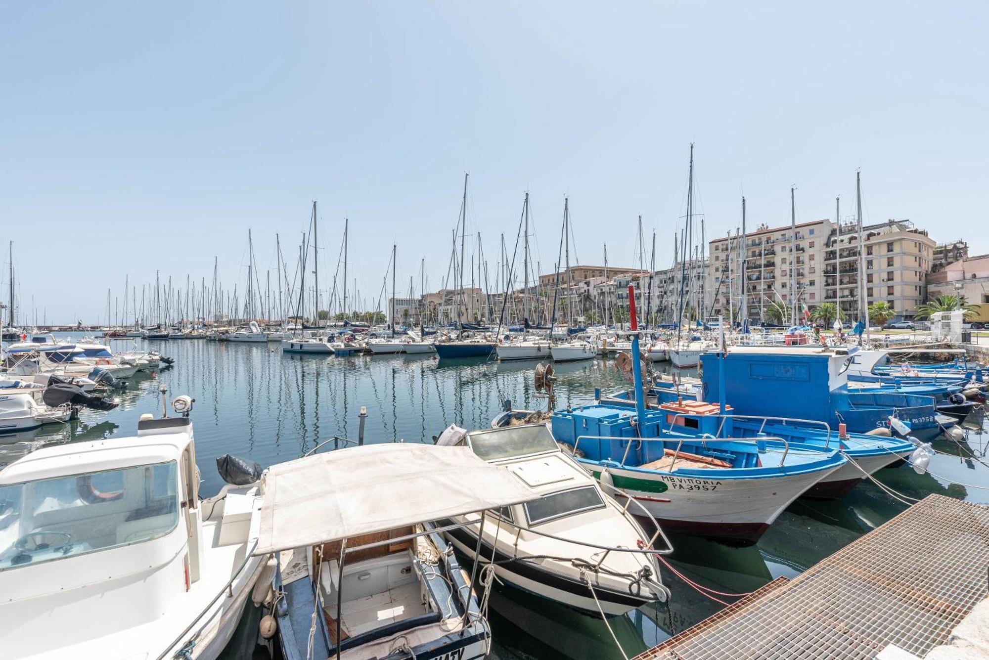 Apartments La Cala By Wonderful Italy 巴勒莫 外观 照片